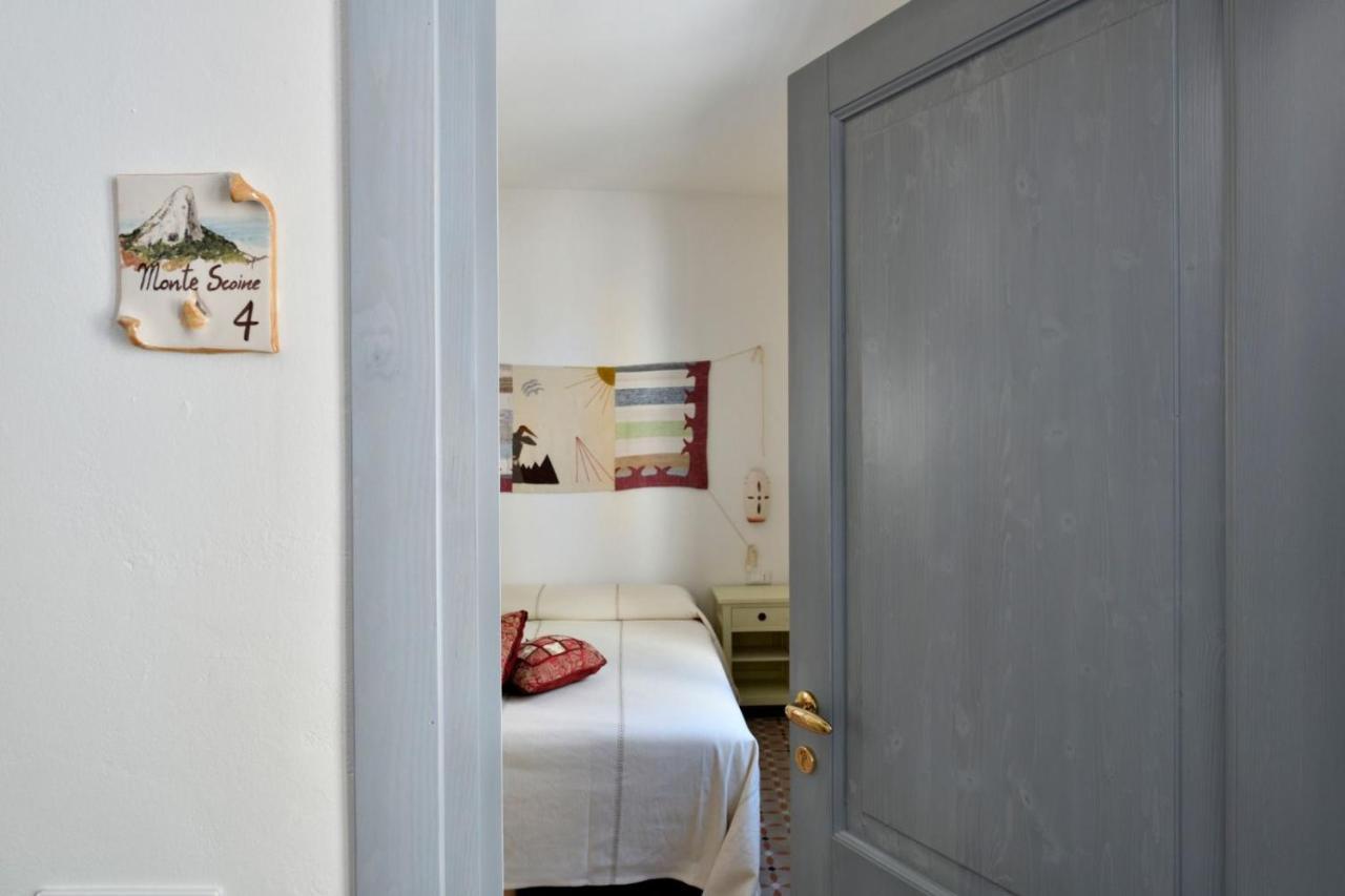 Fund'E Monte Hotell Baunei Exteriör bild
